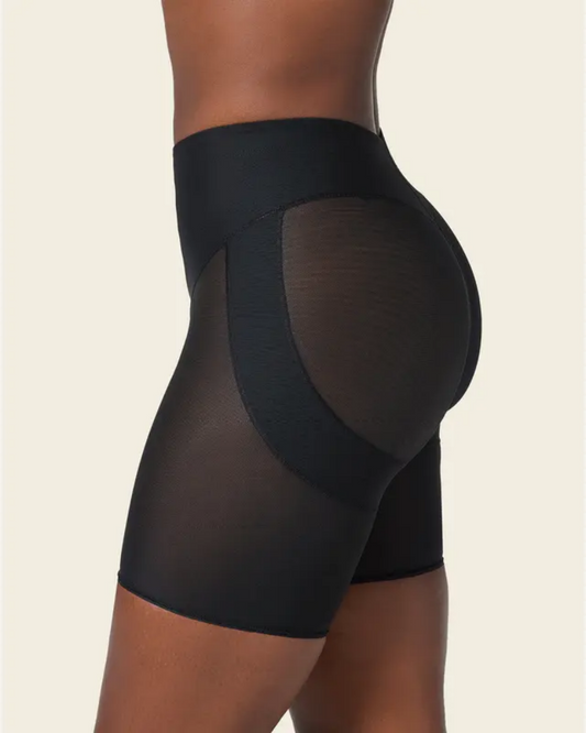 High-waisted shaping shorts with pleated center seam and elastic band